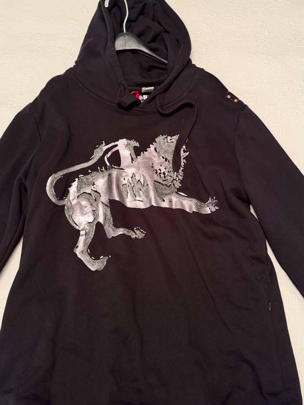 Parasuco Black Hoodie with Metallic Silver Lion Motif